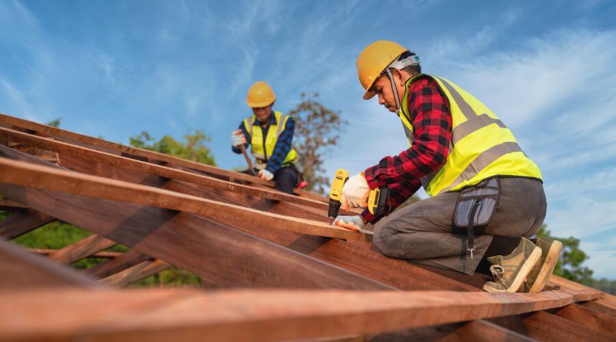 Professional Flat Roofing Installation services in Kawkawlin, MI